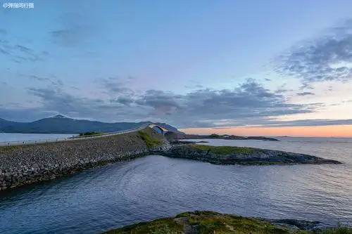 原创挪威最美自驾公路串联大西洋多座岛屿却被称为绝路一条