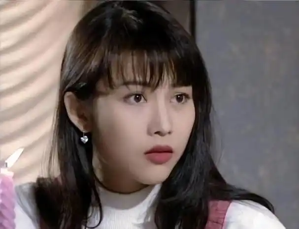 音乐人梅艳芳,出生于1963年,中国女歌手演员,被誉为香港女儿,被美国