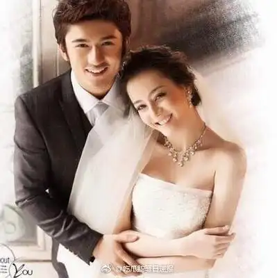 迪丽热巴婚纱照(米热迪丽热巴婚纱照)-天晟网