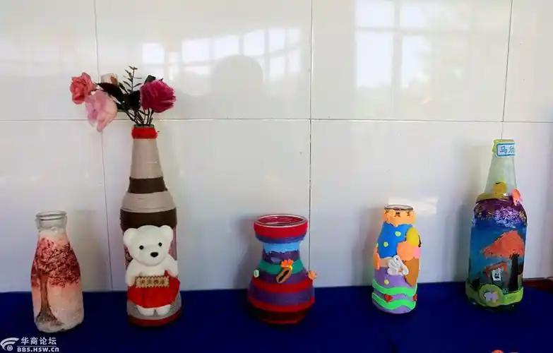 经开二小小学生的手工作品