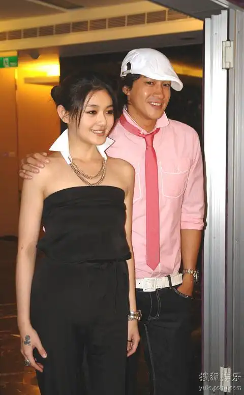 《泡沫之夏》杀青戏 何润东,大s双挂彩