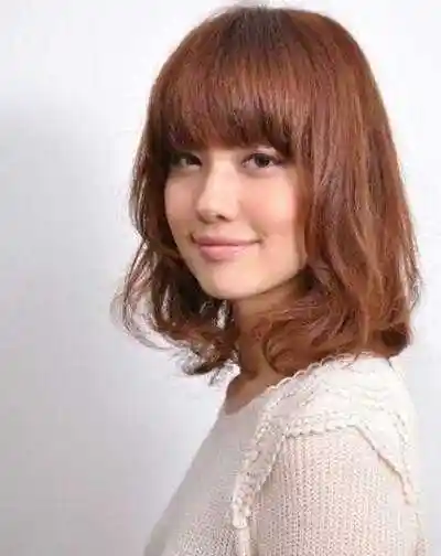 齐刘海短发修颜梨花头,击败脸型问题