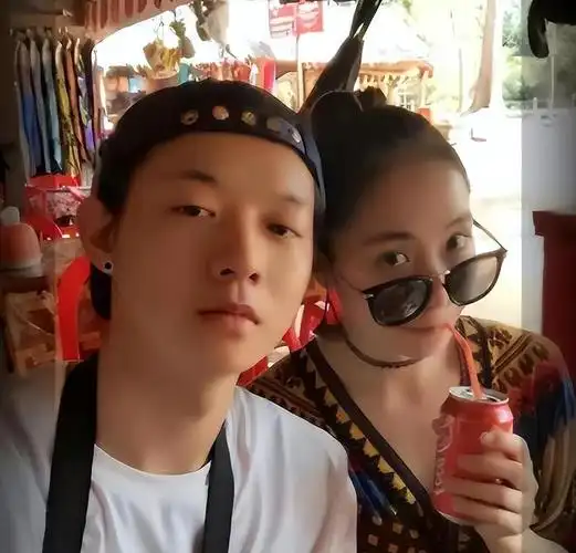 霍尊参加沈阳春节戏曲晚会,评论区好坏各两极化|陈露|卷珠帘|沈阳市