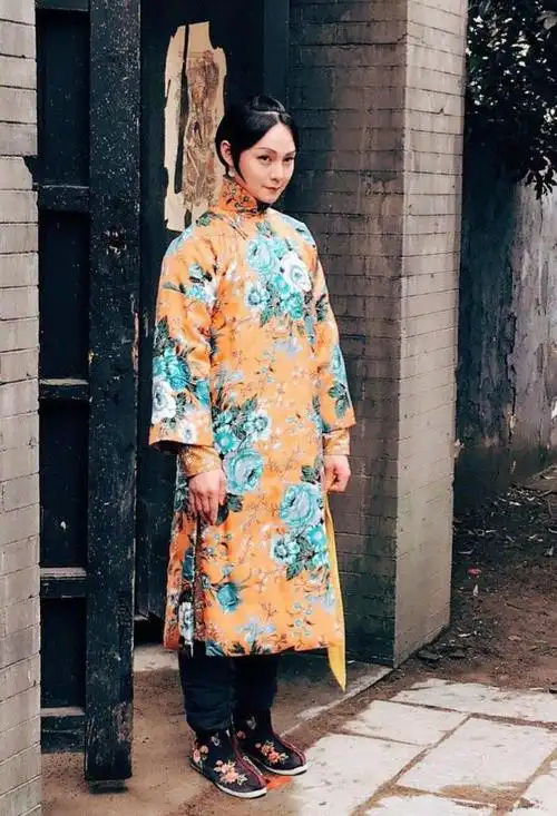 鬓边不是海棠花尹正女装造型曝光风情万种网友还挺好看