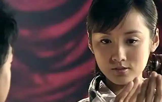 雪在烧:司青引起姑妈好奇心,最终选择相信司青,对罗柔隐瞒了电话内容