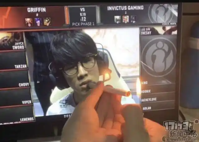 lols9趣图集:笑晕!ig送韩国队回家,the shy成表情包重点对象