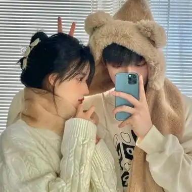 全新很好看让人很惊艳的情头 2022真人情侣头像一对超级恩爱_情侣头像