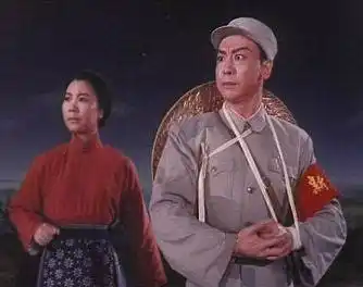图为《沙家浜》剧照抗战时期,新四军某部在转移时,留下以指导员郭建光