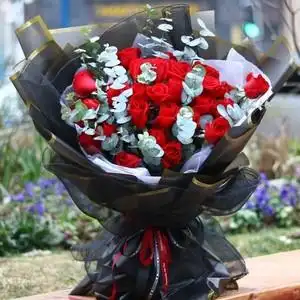 来宾七夕情人节表白红玫瑰混搭生日花束合山象州鲜花速递同城花店