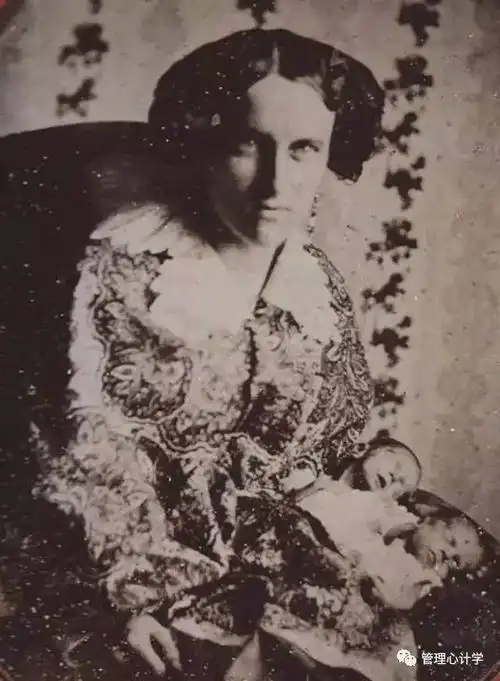 重口味死尸照~最后的怀念!