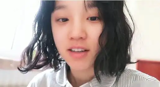 有种"整容"叫宋雨琦卸妆,当她卸下浓妆后,仿佛看见国民初恋