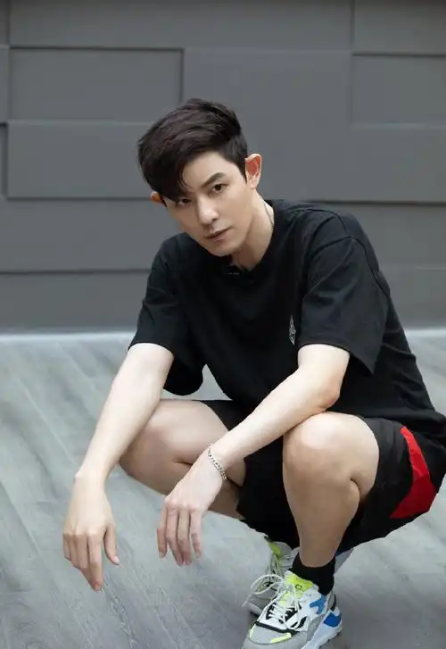 披荆斩棘的哥哥敖犬剧照图片