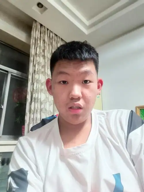 普通男生大概长什么样?