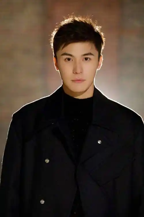 其中青年演员陈昊"饰演"的外星人"莫扎特",凭借逗萌可爱,灵巧憨厚的