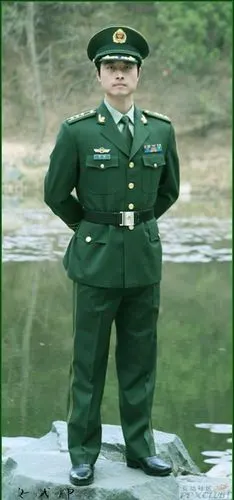 武警部队07式新警服全新亮相!