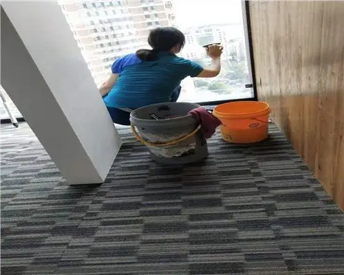 青岛城阳周边地毯清洗哪家青岛鑫茹杰保洁清洗服务