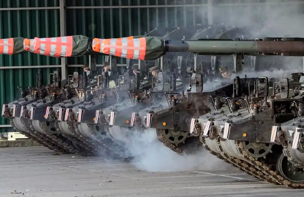 早安世界乌俄局势危机升温首批德军部队已到达立陶宛