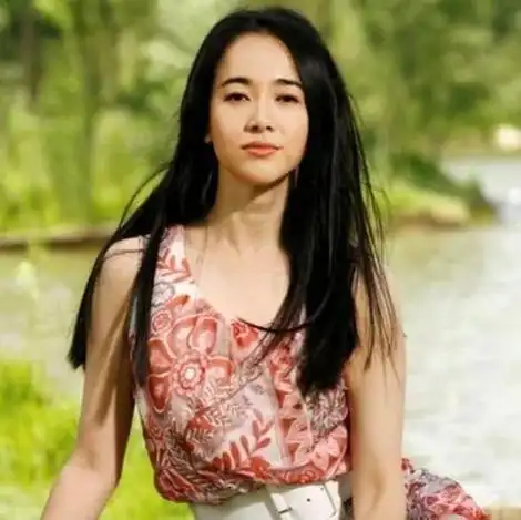 左小青的上位史:运动员出身,情史丰富,嫁大20岁老公又离婚