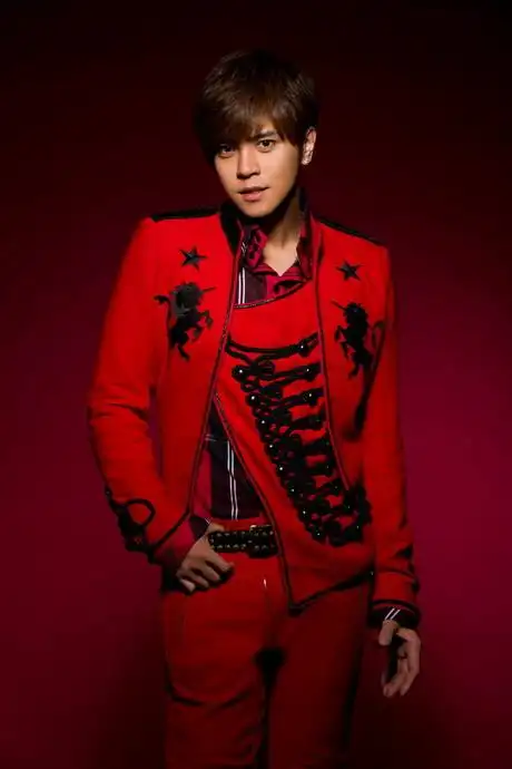 罗志祥在日本宣传(dante)时 是什么发型?