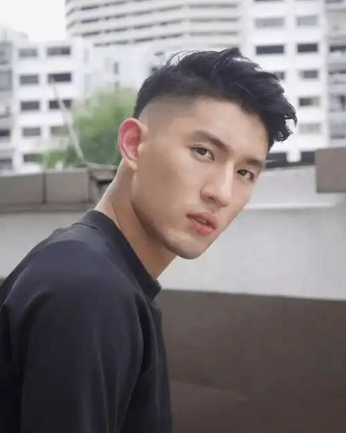 粗硬发质的男生发型该如何选择