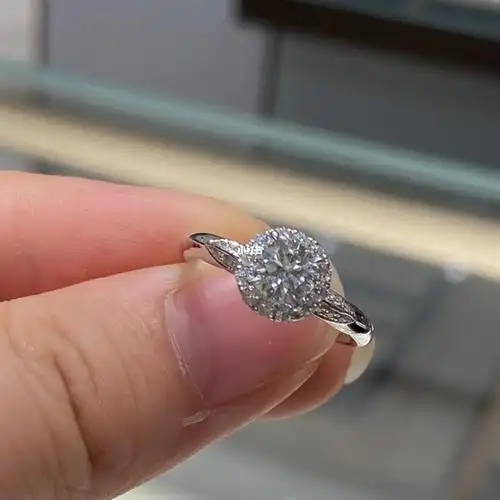 周大福  #周大福钻石戒指  #周大福钻戒  #周大福钻戒