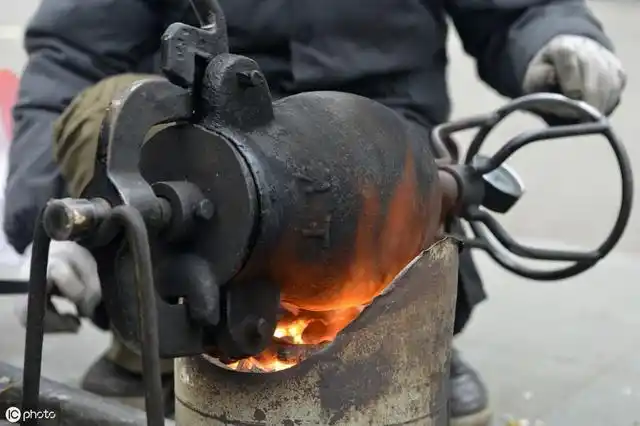 至于好奇中国这个大炮手摇式爆米花机还是有可能的.