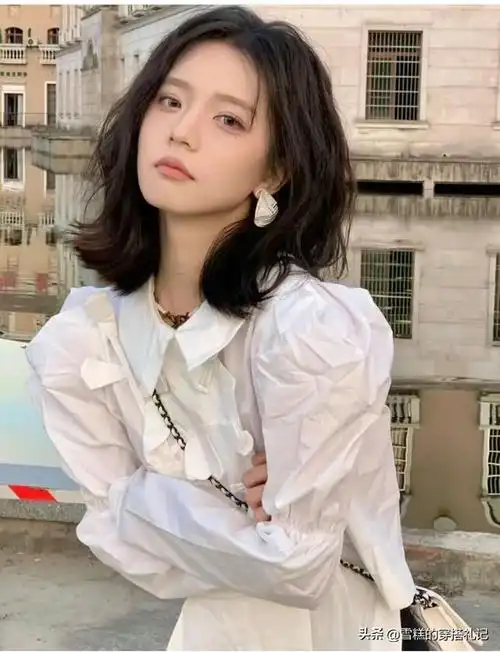 "锁骨发"才是今年最流行发型!40岁的你不剪一次不知道多显气质