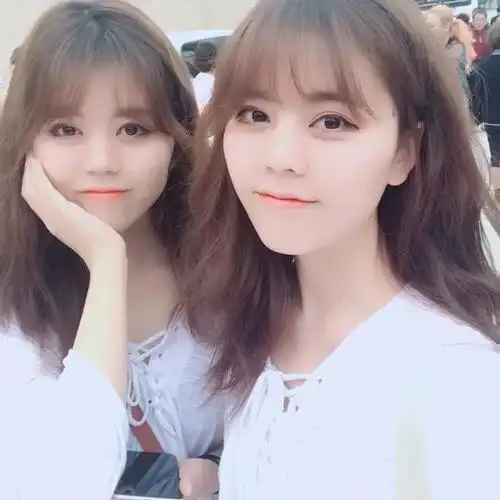 首页 视频 短视频  婕妤 平台分类:抖音 粉丝数量:394.