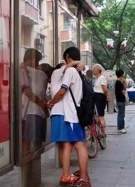 孩子过早发生性行为,家长千万不要这样做