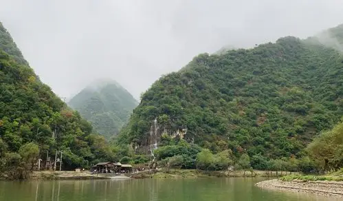 (2)飞刀网媒,美杏传媒2020国庆节期间赴三门峡市卢氏县双龙湾景区二