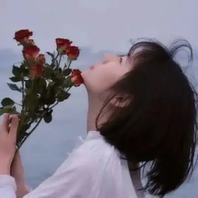 ins唯美意境女生头像蒸发的世界剩下我