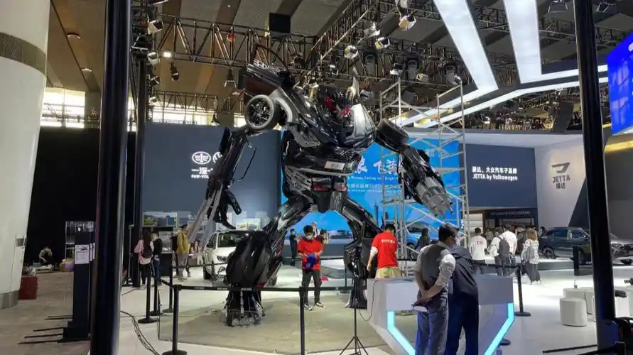 是汽车人还是霸天虎?