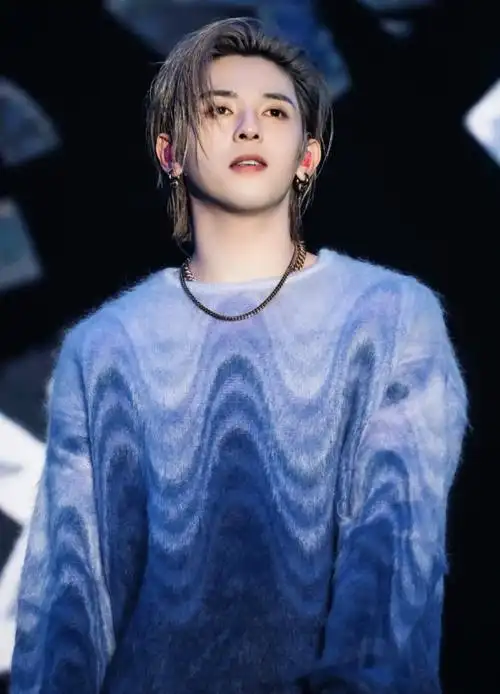 还记得符龙飞的女儿小龙妹吗?檀健次是她干爹?