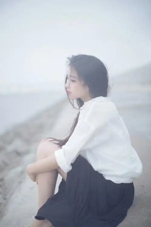 20.女生偷偷录下暗恋的男生的声音,设成清早的闹铃