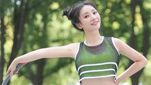 壁纸分辨率:(1920x1080))查看原图你的电脑分辨率(1600x1600)→生成