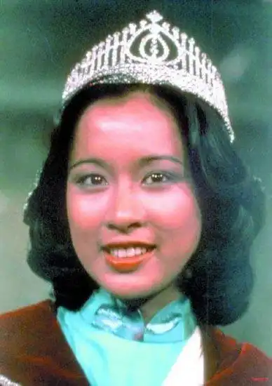 港姐朱玲玲为何离婚 最美港姐朱玲玲照片