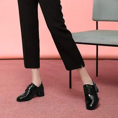 骆驼牌女式皮鞋优雅英伦百搭方休闲鞋粗跟深口单鞋