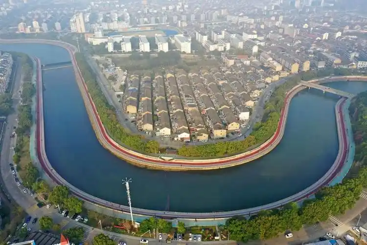 县江环村玉带缠腰桑园新村即将拆而重生