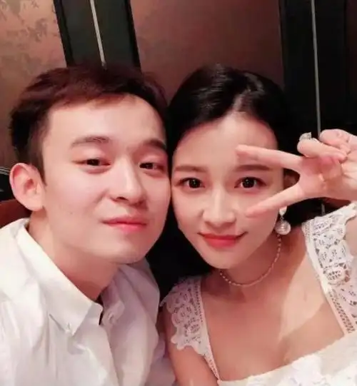 回顾董志华:董子健父亲,成名路上有泪有痛,为儿子婚姻操碎了心