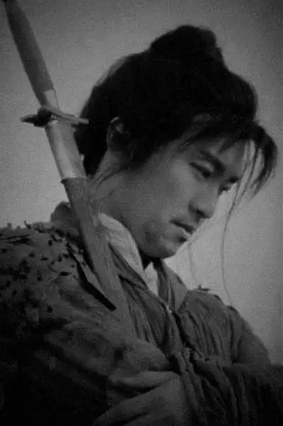 黑白酷帅男 星爷