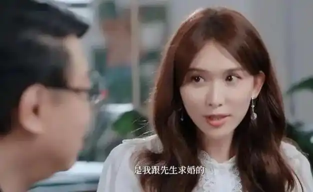 林志玲情人节晒美照年近50轻松驾驭各种风格远嫁日本后变化大