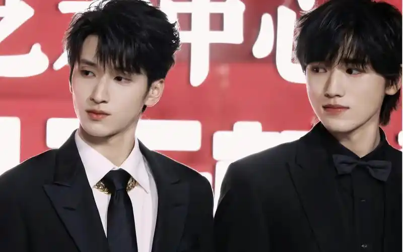 【银河系闪耀星】翔轩 宋亚轩严浩翔 西装双a 我们既是对手也是最好的