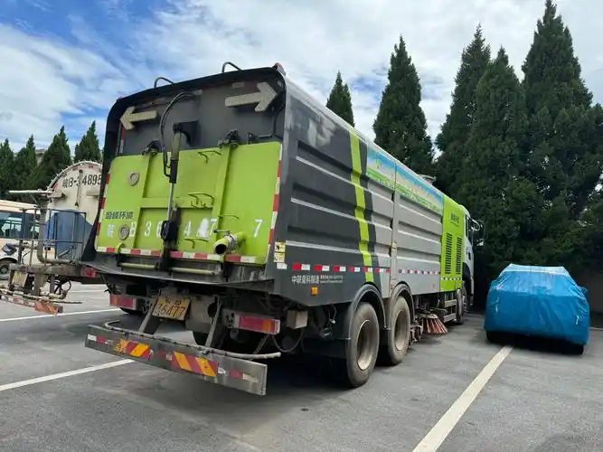 中联牌zbh5250txsdfe6重型载货专项作业车转让公告