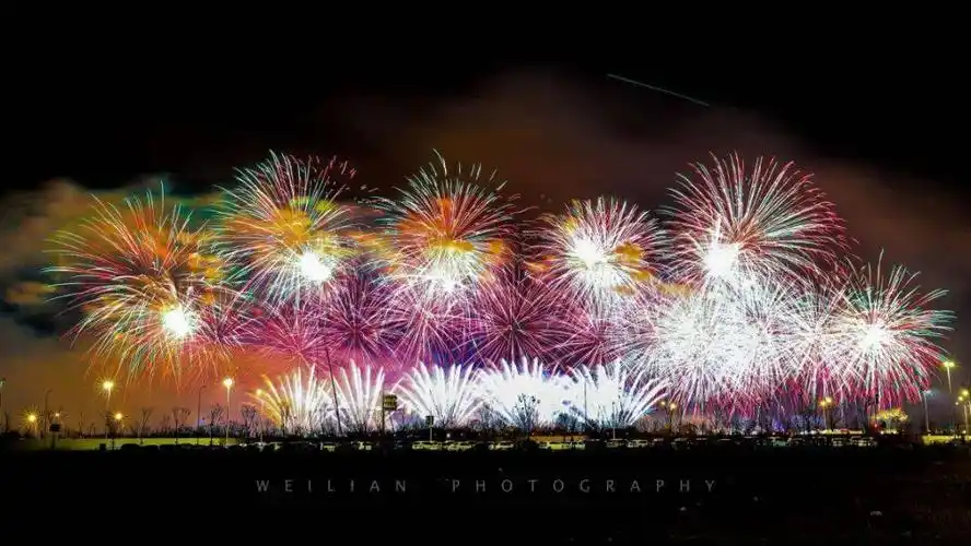 新年宜许愿2021临港新片区烟花秀赠你开年好运