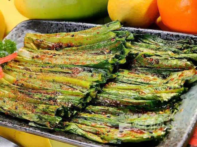 羊枪推荐菜:烧烤部落(安居店)位于营口市西市区华安路3号