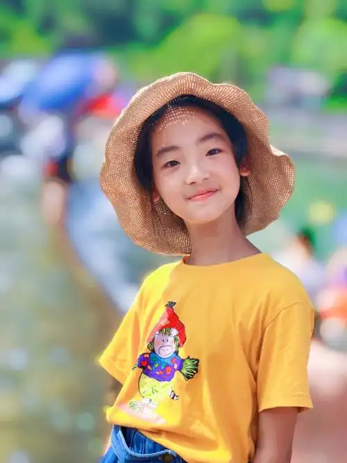 吴佳蔚小朋友十岁生日邀请函