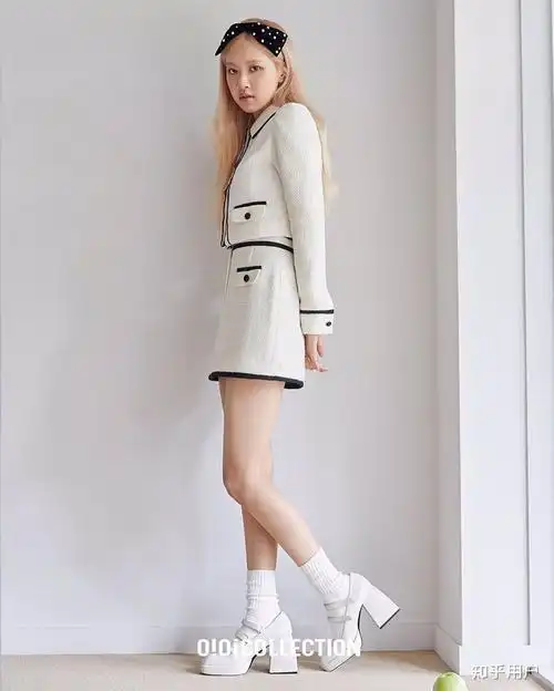 客观的评价rosé的身材在南韩爱豆中是什么水平? - 知乎