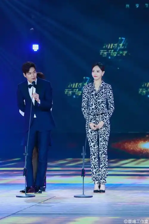 唐嫣宣传新片张艺兴鼓掌是哪个节目