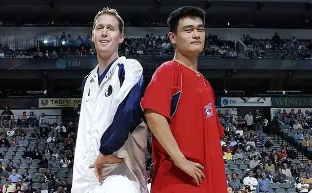 官网晒历史身高排行榜:姚明并列第三