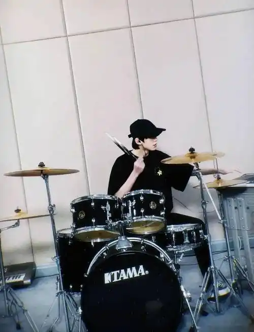 左航打架子鼓小合集潇洒自如气场十足魅力值拉满